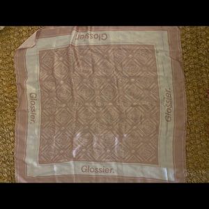 Glossier scarf